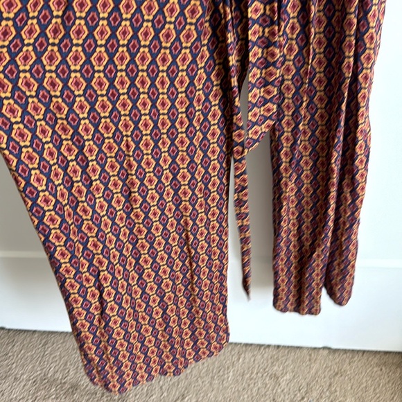 NWOT Dress Forum Wide Leg Jumpsuit - medium - Picture 6 of 9